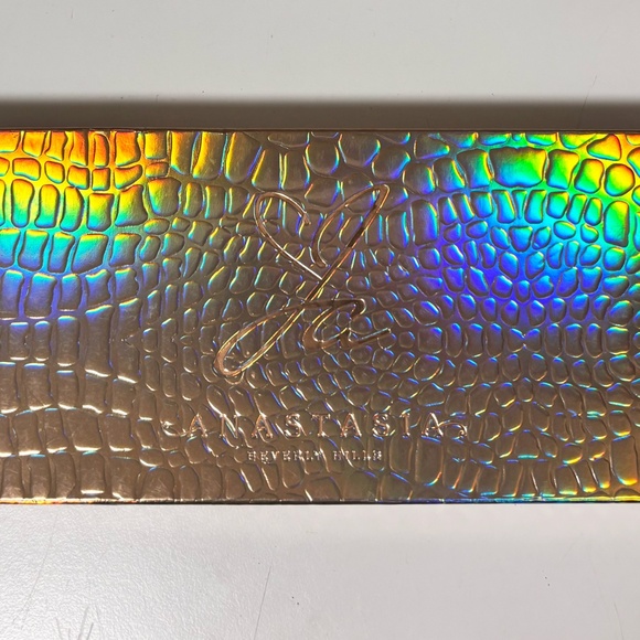 NIB - Limited Edition  - Anastasia Beverly Hills + Jackie Aina Eyeshadow Palette - Picture 2 of 6